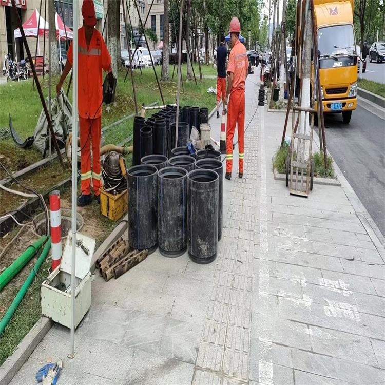 古塔管道短管置换修复